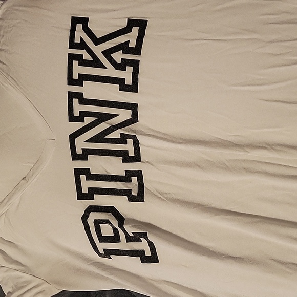 PINK White T-shirt 👕 - Picture 2 of 4